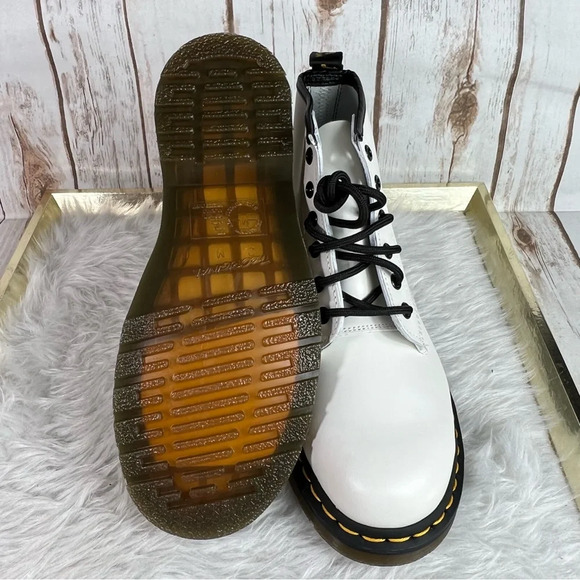 New Dr. Martens 101 YS Yellow Stitch Smooth Leather Ankle Boots - Picture 10 of 12